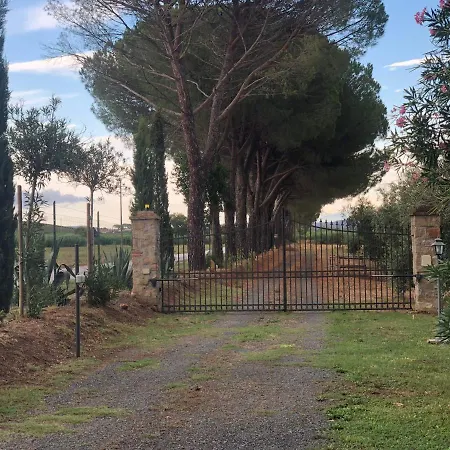 ファームステイ Il Podere Di Sole ロッカストラーダ